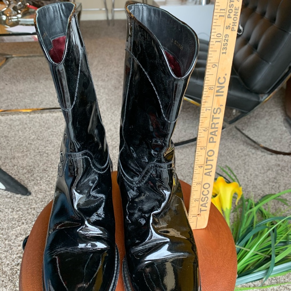 CHANEL Patent leather black boots